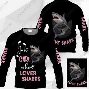 Just A Girl Who Loves Sharks In Pocket - M0402 - 161219